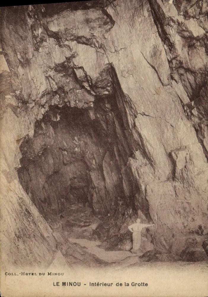 LE MINOU - Interior da Gruta — Coll. Hôtel du Minou - Frente