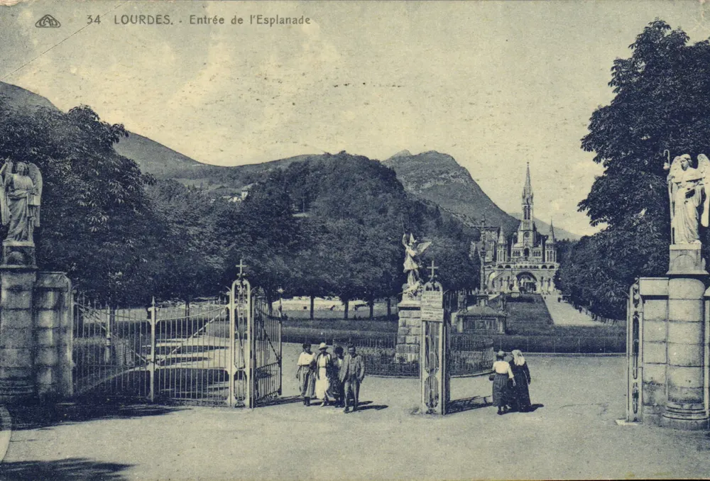 Lourdes — Entrada da Esplanada — Editor anônimo, n° 34 - Frente