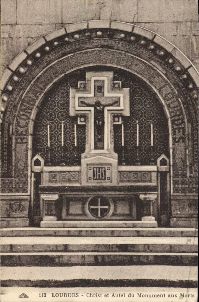 Lourdes - Christ und Altar des Kriegsgedächtnisses - Vorderseite