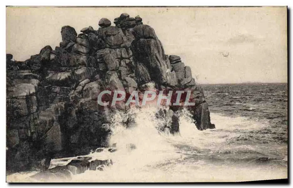 Roche de la Pointe de la Garenne — Rocher côtier avec vagues — Éditeur LÉVY FILS & CIE PARIS - Vorderseite