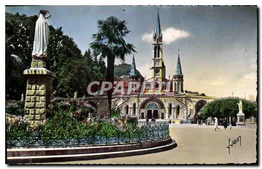 Lourdes (Hautes-Pyrénées) — A Basílica e a Virgem da Esplanada — Edições de Arte Lourdes - Frente