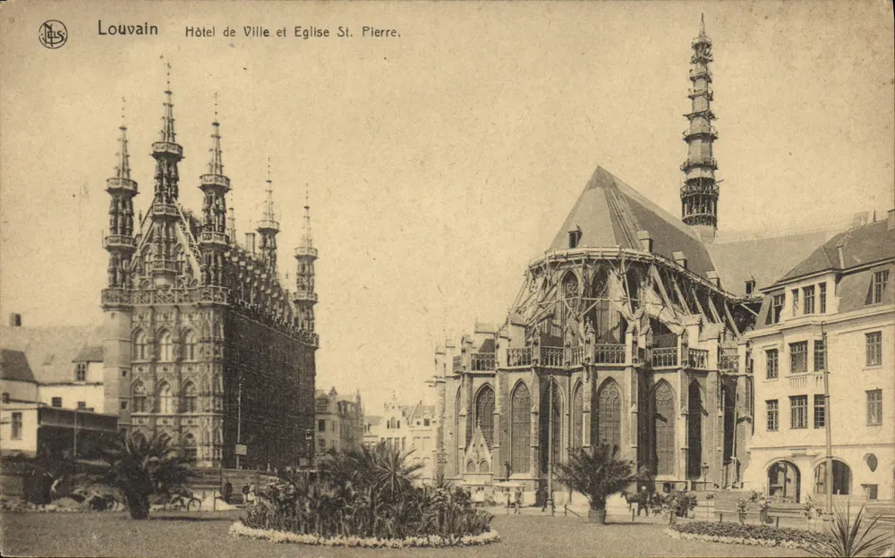 Louvain — Rathaus und St. Peterskirche — Nels - Vorderseite