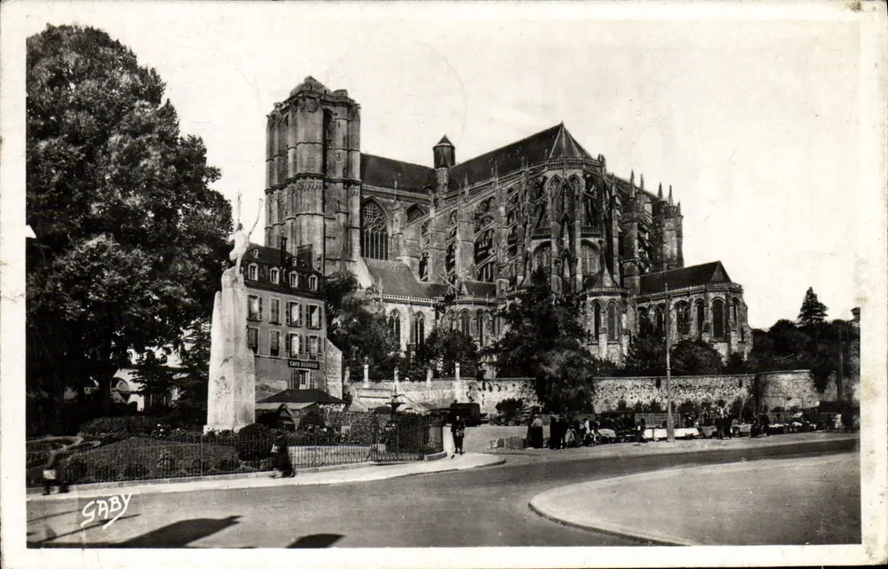 Catedral de Le Mans — vista da praça dos Jacobinos — editada por Gaby - Frente