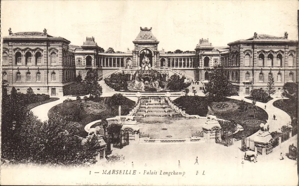 Marselha — Palácio Longchamp — F L - Frente