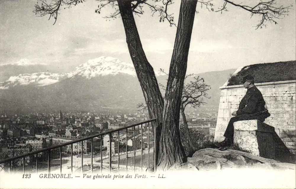 Grenoble — Algemene uitzicht vanaf de Forten — LL. — Nr. 123 - Voorkant