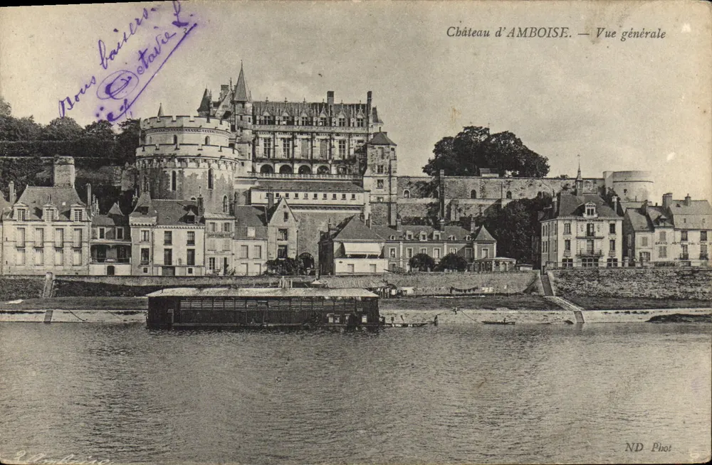 Castelo de AMBOISE — Visão geral — ND Phot - Frente