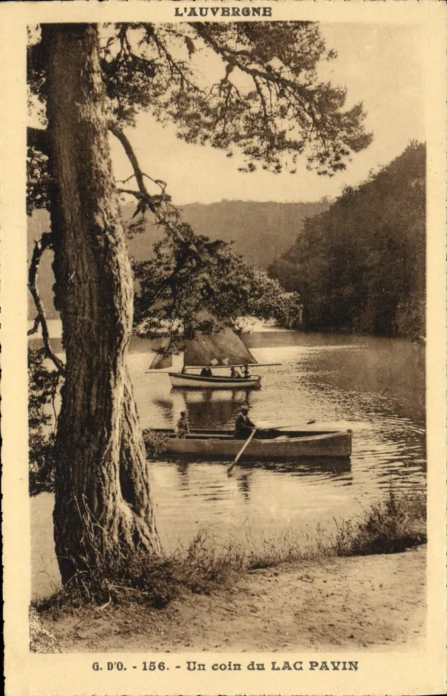 L'Auvergne - Um canto do Lago Payin - G.D'O. - 156 - Frente