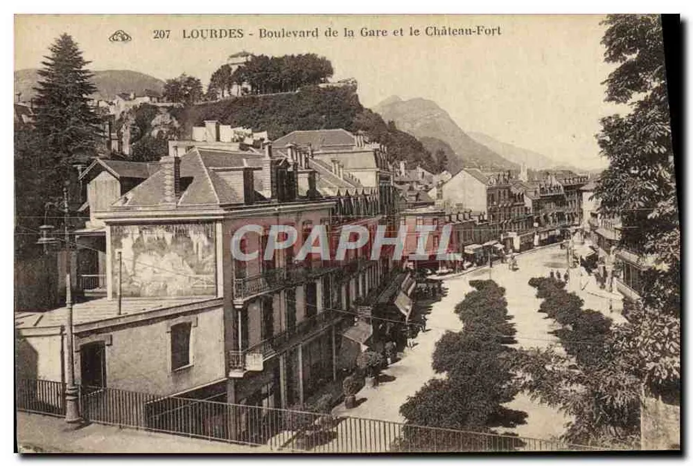 Lourdes - Boulevard de la Gare und das Château-Fort — Verlag Cie Alsaciens des Arts Pharmaceutiques, Straßburg, Nr. 207 - Vorderseite