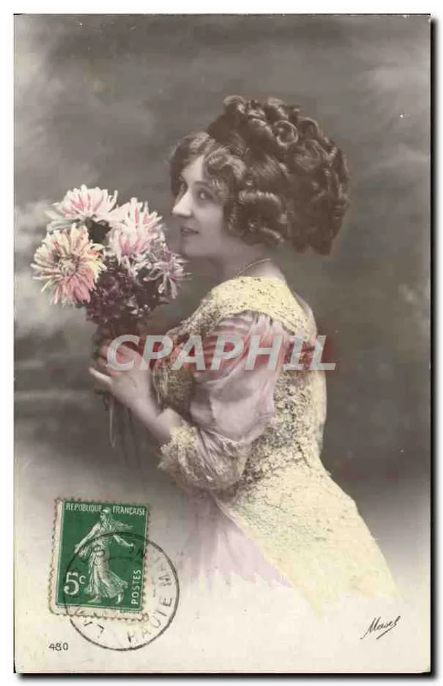 Junge Frau in Seidenkleid mit Blumenstrauß — Maurel, n° 480 - Vorderseite