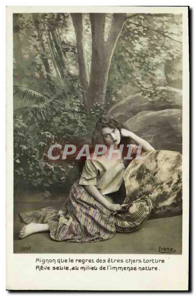 Junge Frau, die allein in der Natur träumt — Frène, n° 3336 - Vorderseite