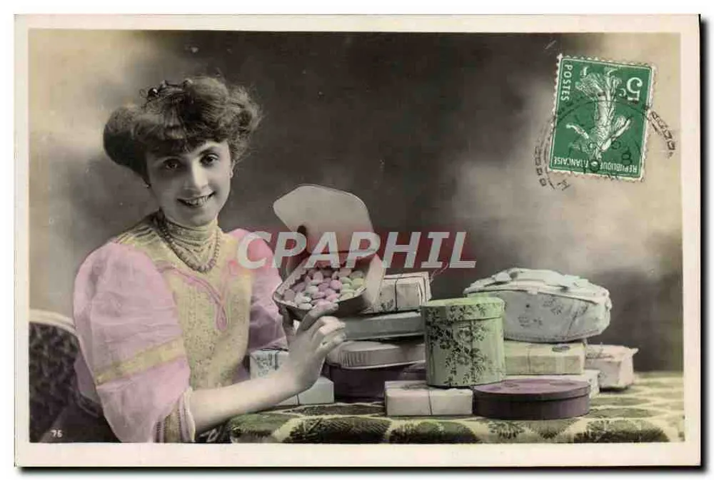 Frau mit Bonbonkästen — Verlag nicht sichtbar — n°76 - Vorderseite