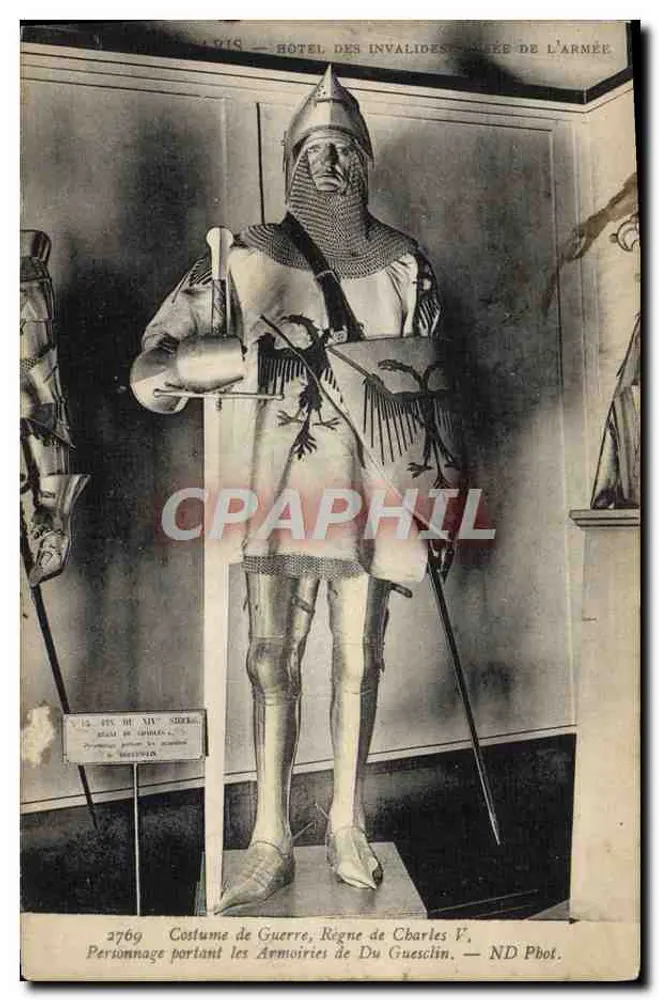 Kriegsuniform, Herrschaftszeit Karls V. — Figur mit den Wappen des Du Guesclin — Hôtel des Invalides, Militärmuseum - Vorderseite