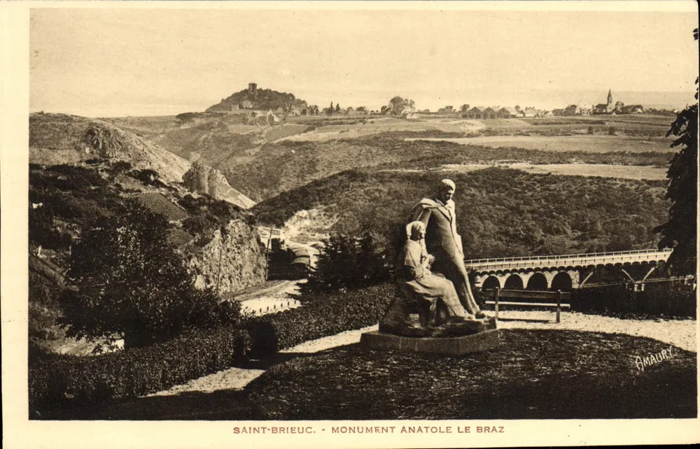 Saint-Brieuc - Monument a Anatole Le Braz — editor Amaury - Frente