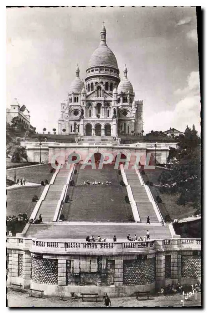Basilika des Heiligen Herzens — Panoramablick mit der monumentalen Treppe — Éditions d'Art, Paris - Vorderseite