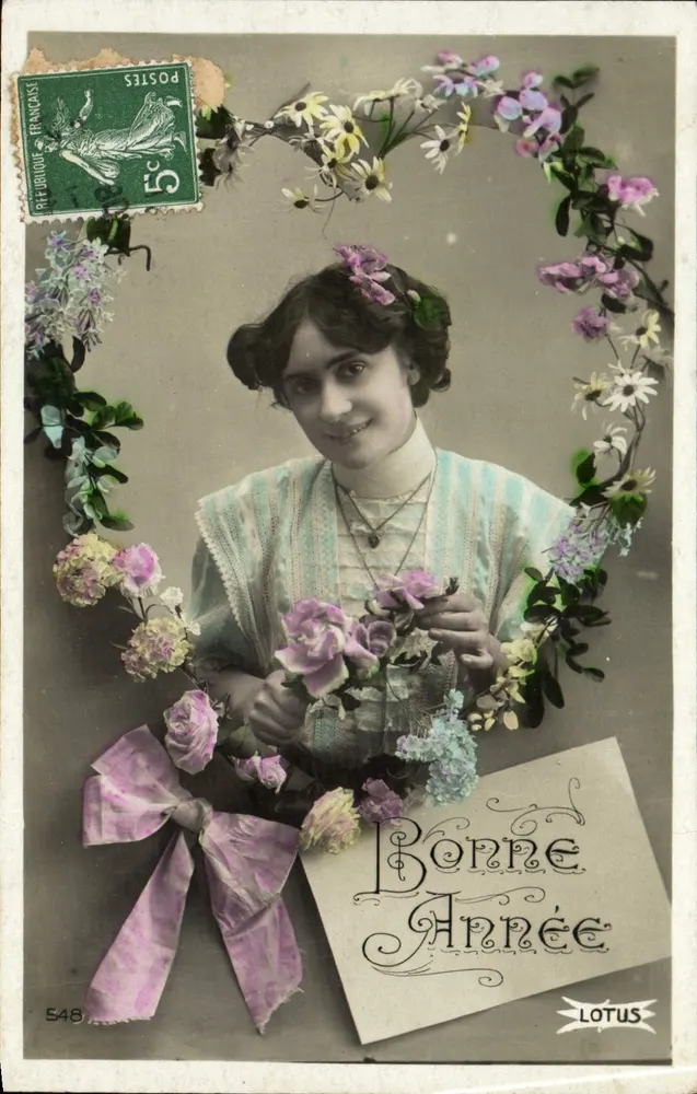 Frau mit Rosenstrauß — Frohe Neujahr — Verlag LOTUS, Nr. 548 - Vorderseite