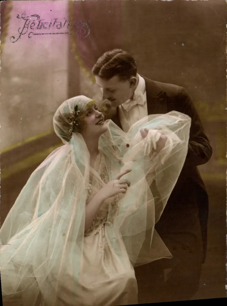 Nehe Hochzeit — Glückwünsche — Studio-Postkarte - Vorderseite