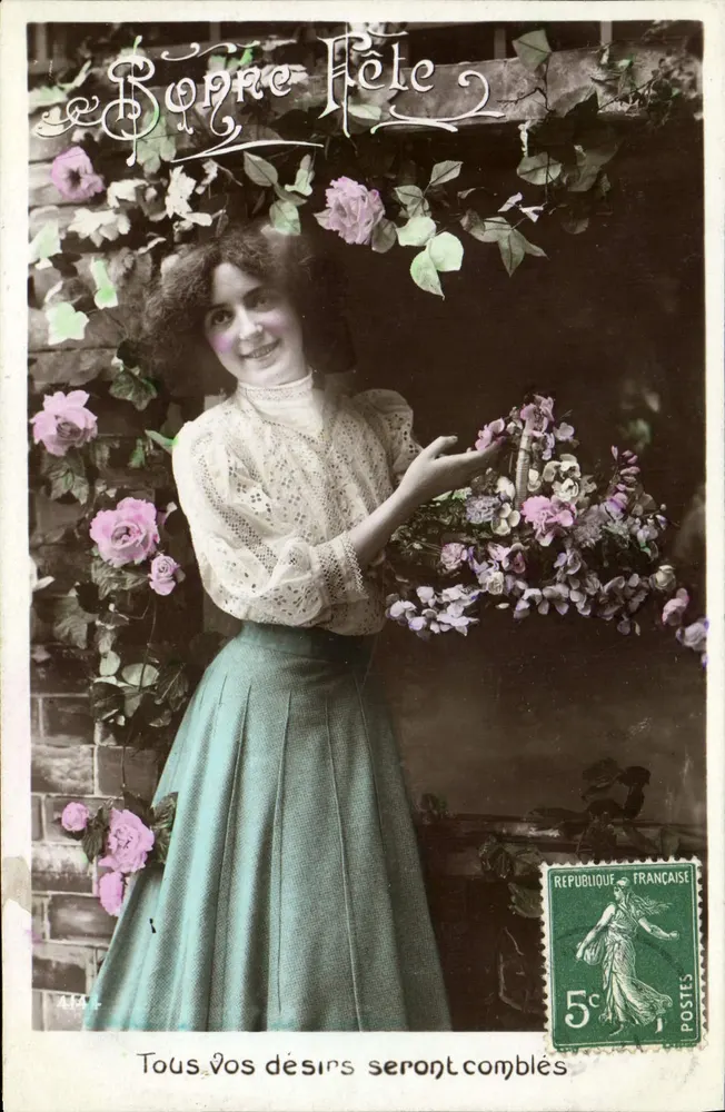 Lächelnde Frau mit Rosenstrauß — Frohe Geburtstagskarte — Verlag A. Lefebvre, Nr. 4144 - Vorderseite