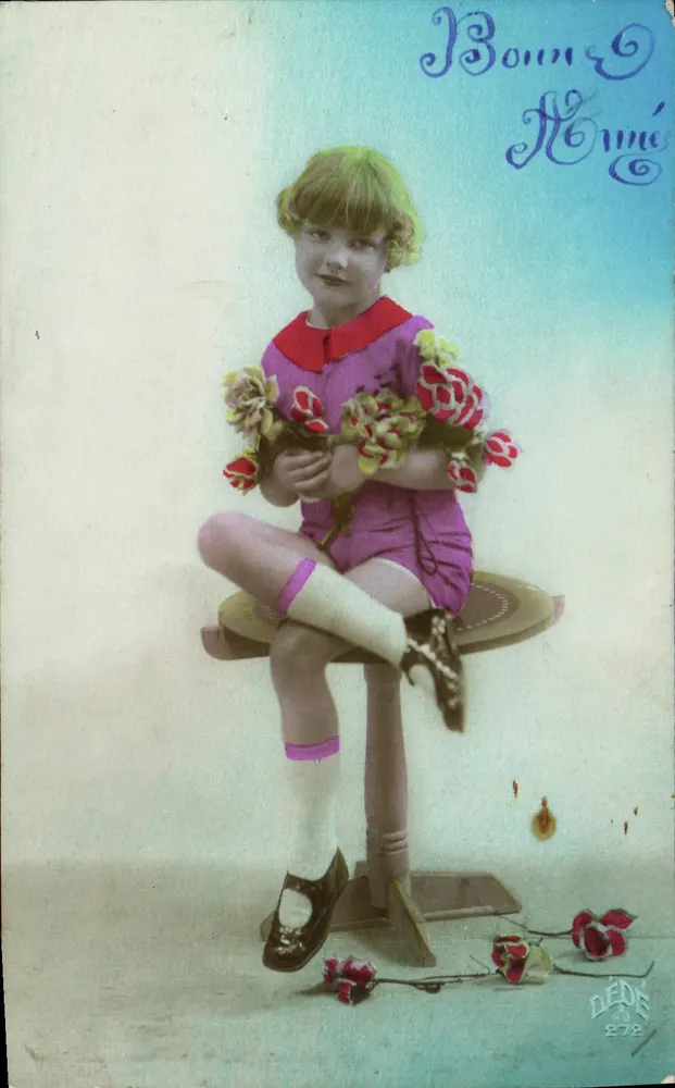 Chica sentada con ramo de flores — Feliz Año — DÉDÉ 278 - Anverso
