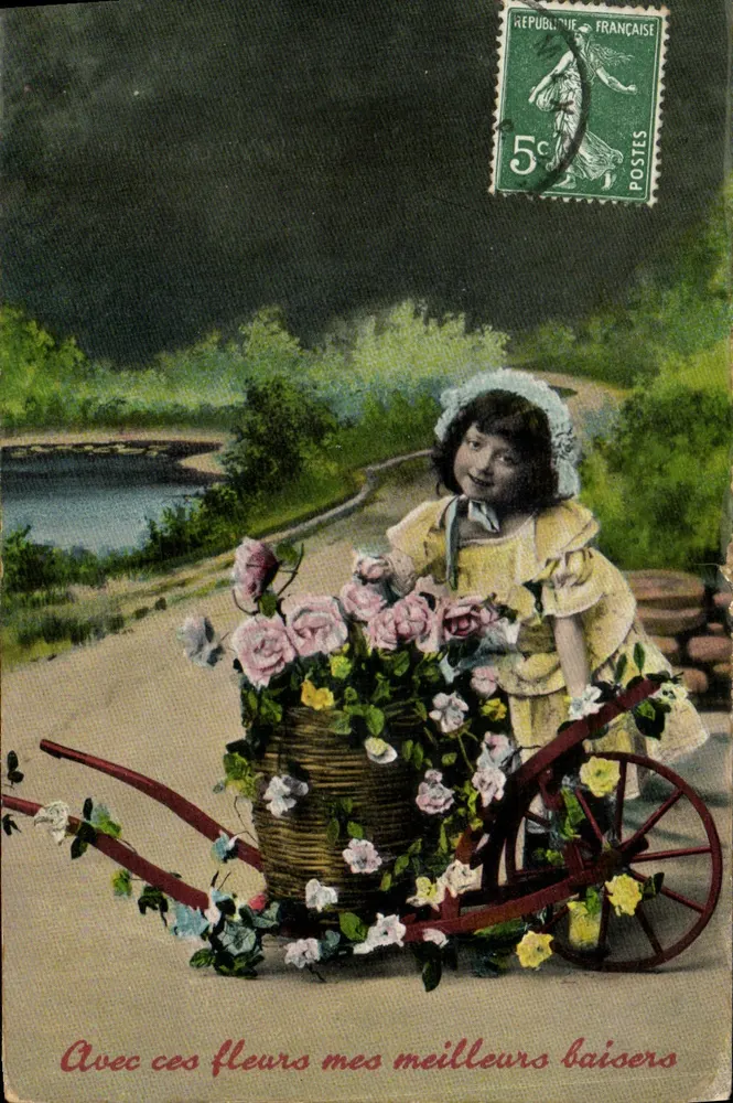 Menina com um carrinho de flores — editor não visível, número de série não visível - Frente