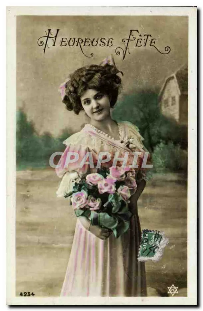 Femme en robe à rayures tenant un bouquet de roses — Heureuse Fête — n° 4234 - Recto
