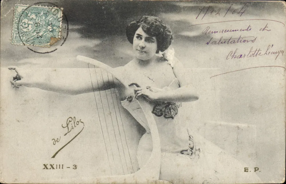 Femme jouant de la harpe — de Lilor, série XXIII-3 — éditeur E.P. - Recto