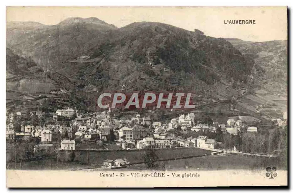 Vic-sur-Cère — Vista geral — A Auvergne - Frente
