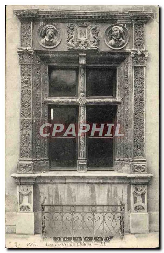 Pau — Une Fenêtre du Château — LL. - Awers