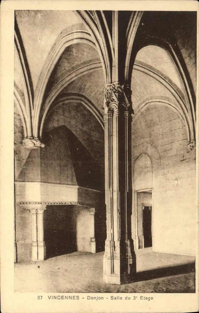 Vincennes - Bergfried - Zimmer im 3. Stock — Verlag: Les Amis de Vincennes, Nr. 37 - Vorderseite