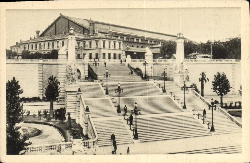 Marseille — Escaliers da Estação — Sénès e Arnal, arquitetos - Frente