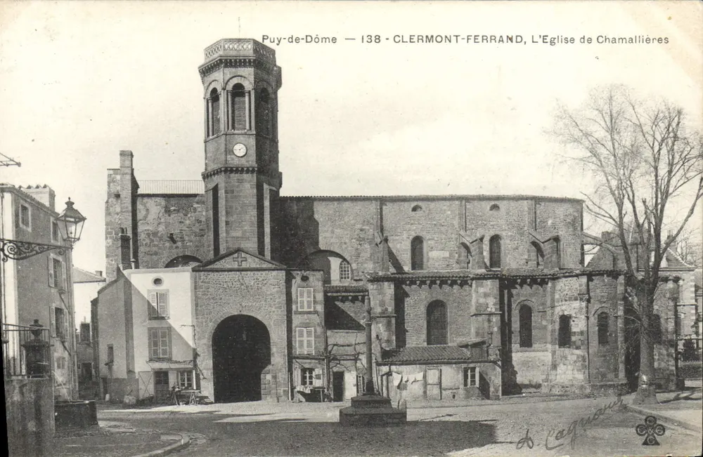 Clermont-Ferrand — A Igreja de Chamallières — editor A. Cagniant, n° 138 - Frente