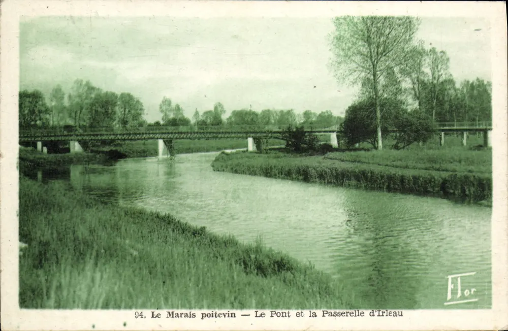 Der Poitevinische Sumpf — Die Brücke und die Fußgängerbrücke von Irleau — Éditions Artisques Marca : Carrié, Niort, n°94 - Vorderseite