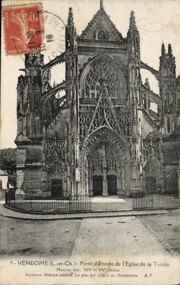 Vendôme (L.-et-Ch.) - Eingang zur Kirche der Dreifaltigkeit — berühmte ehemalige Abtei. Denkmalgeschützt. XIV. und XV. Jahrhundert. A.P. - Vorderseite
