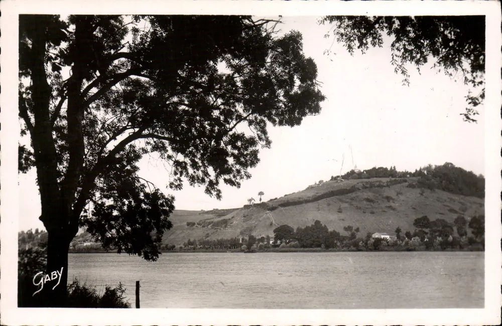 O morro de Fronsac e a Dordogne — Éditions Caby, n°85 - Frente