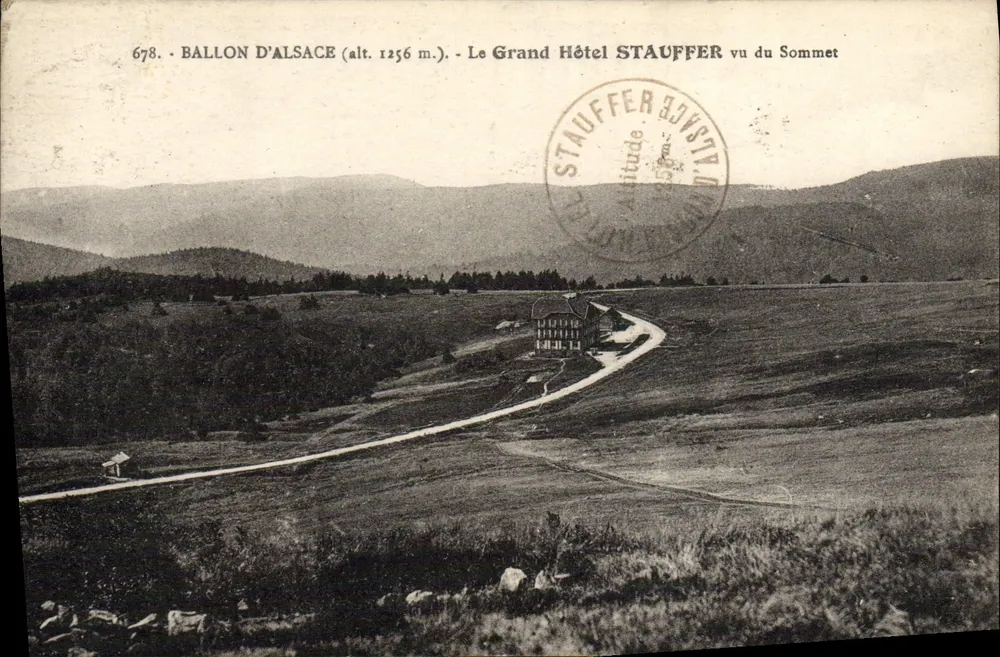 Ballon von Elsass (alt. 1256 m.) — Ansicht des Grand Hôtel Stauffer vom Gipfel — Verlag Stauffer - Vorderseite