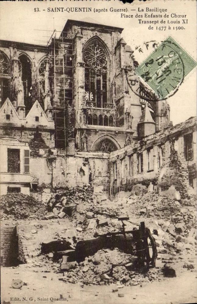 Saint-Quentin (Nach dem Krieg) — Die Basilika, Place des Enfants de Chœur, Transept von Louis XI von 1477 bis 1500 — Verlag N.G., Saint-Quentin - Vorderseite