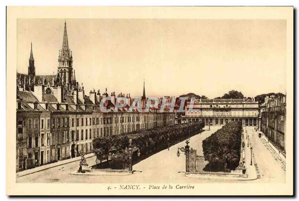 NANCY - Place de la Carrière — vista panorâmica com igreja e trilhas cercadas por árvores — editor Maison des Magasins Réunis, n°4 - Frente