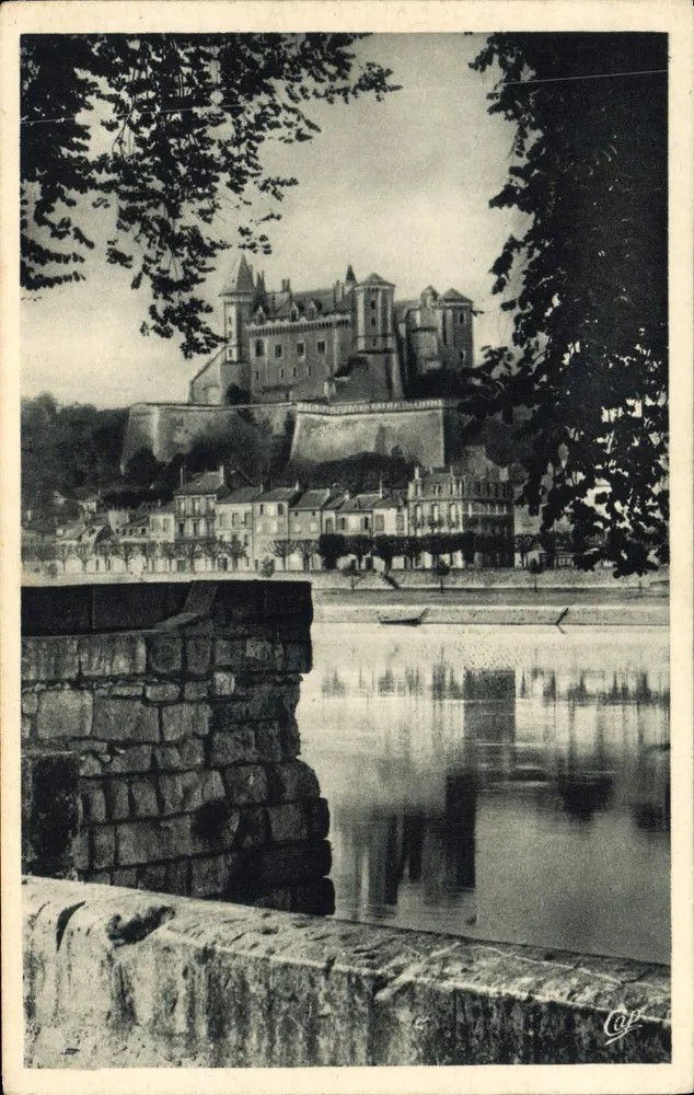 Saumur — O Castelo — LL.102 - Frente