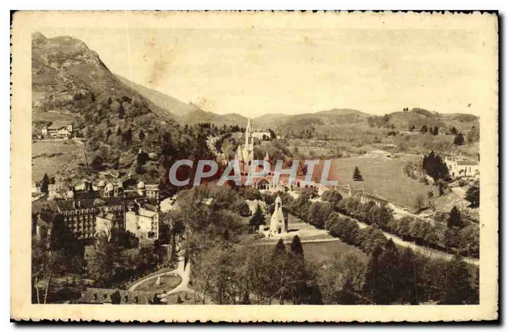 Lourdes — Die Basilika und der Calvary von Schloss Fort aus gesehen — Édition P. Doucet, Lourdes - Vorderseite