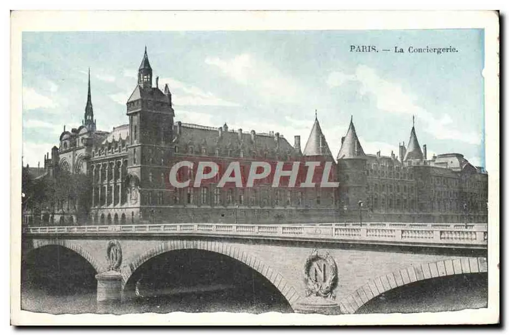 Paris — A Conciergerie - Frente