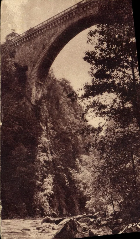 Luz-Saint-Sauveur — Unter der Brücke Napoleon — Toute La France, N°142 - Vorderseite