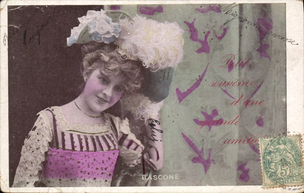 Jeune femme en chapeau orné — portrait colorisé — éditeur BASCONNE - Vorderseite