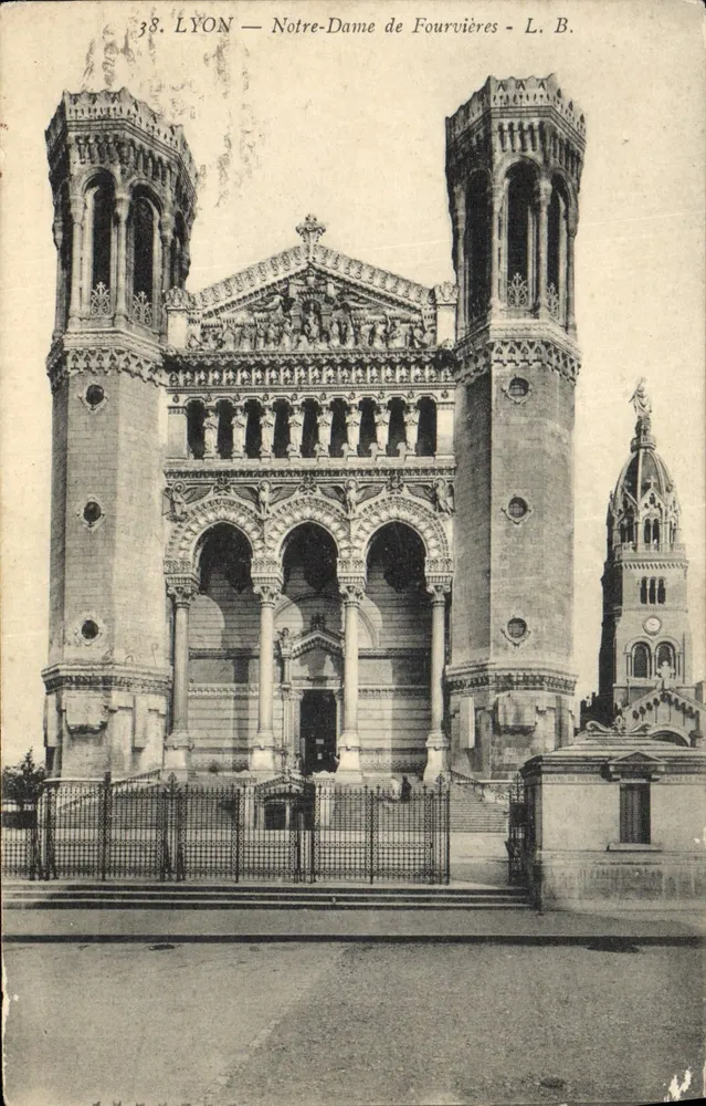 LYON — Notre-Dame de Fourvières — L. B. n°38 - Frente