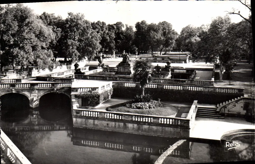 Jardin de la Fontaine — Nîmes (Gard) — Édition Rella, n° 2588 - Vorderseite