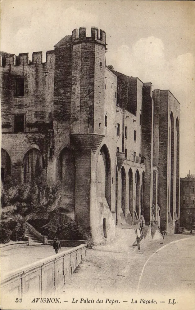 Avignon — O Palácio dos Papas — A Fachada — LL. — n° 52 - Frente