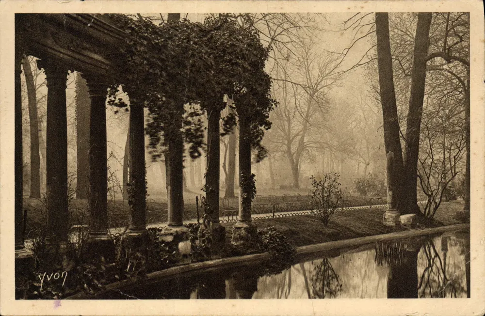 Pavillon couvert de lierre — Jardin de Paris — Édition d'Art YVON, n°81 - Frente