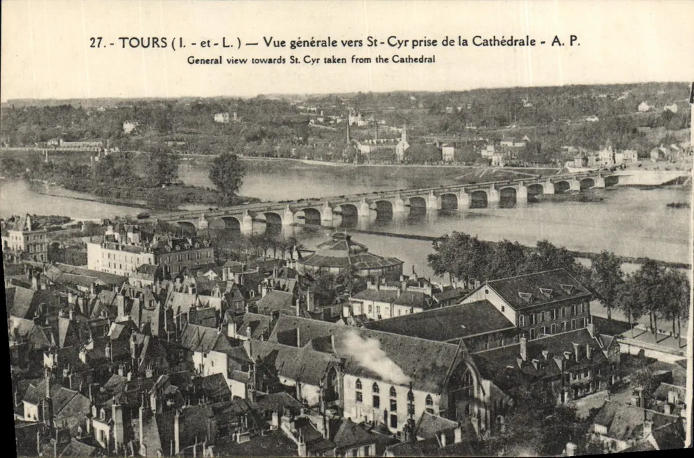Tours (Loire) — Allgemeiner Blick Richtung St-Cyr von der Kathedrale — A.P. - Vorderseite