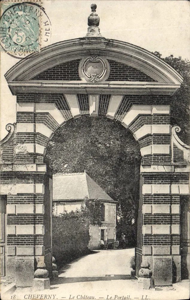 Cheverny — O Castelo — O Portal — LL. - Frente
