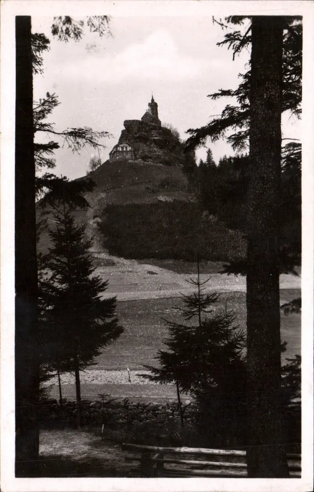 Dabo - Schloss Und Kapelle Saint-Léon — Hotel-Pension «Au Rocher» — Verlag REAL PHOTOS C.A. STRASBOURG - Vorderseite