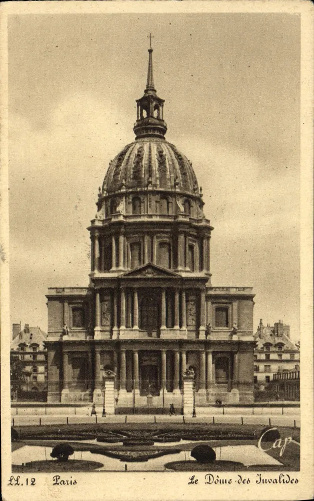 O Dôme dos Invalidos — Paris — Editor Cap, n° LL.12 - Frente