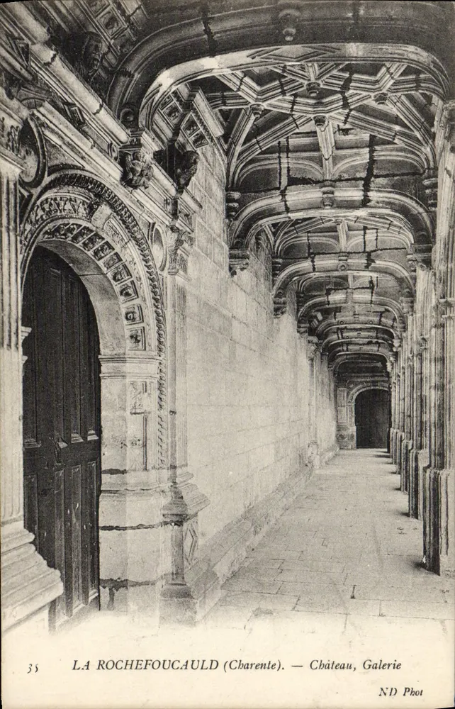 La Rochefoucauld (Charente) — Kasteel, Galerij — ND Phot - Voorkant